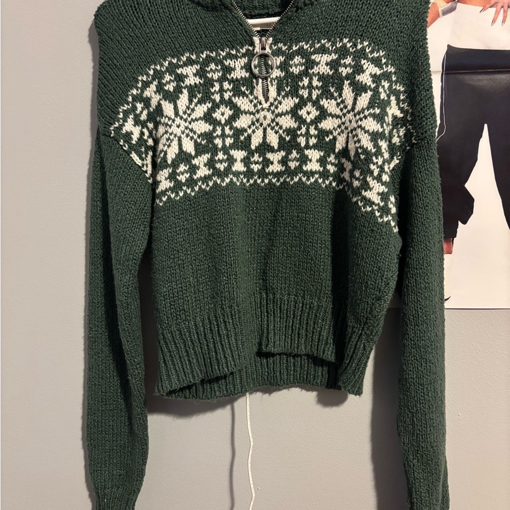 LA Hearts Quarter Zip Sweater with Snowflake Pattern / Size XS
